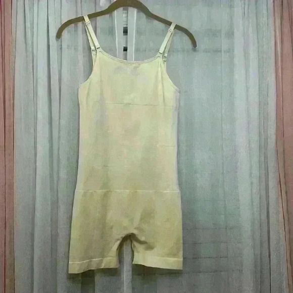 Shapermint Open bust Body Shaper Short Size Large Item# B1 & 6A - Picture 7 of 7